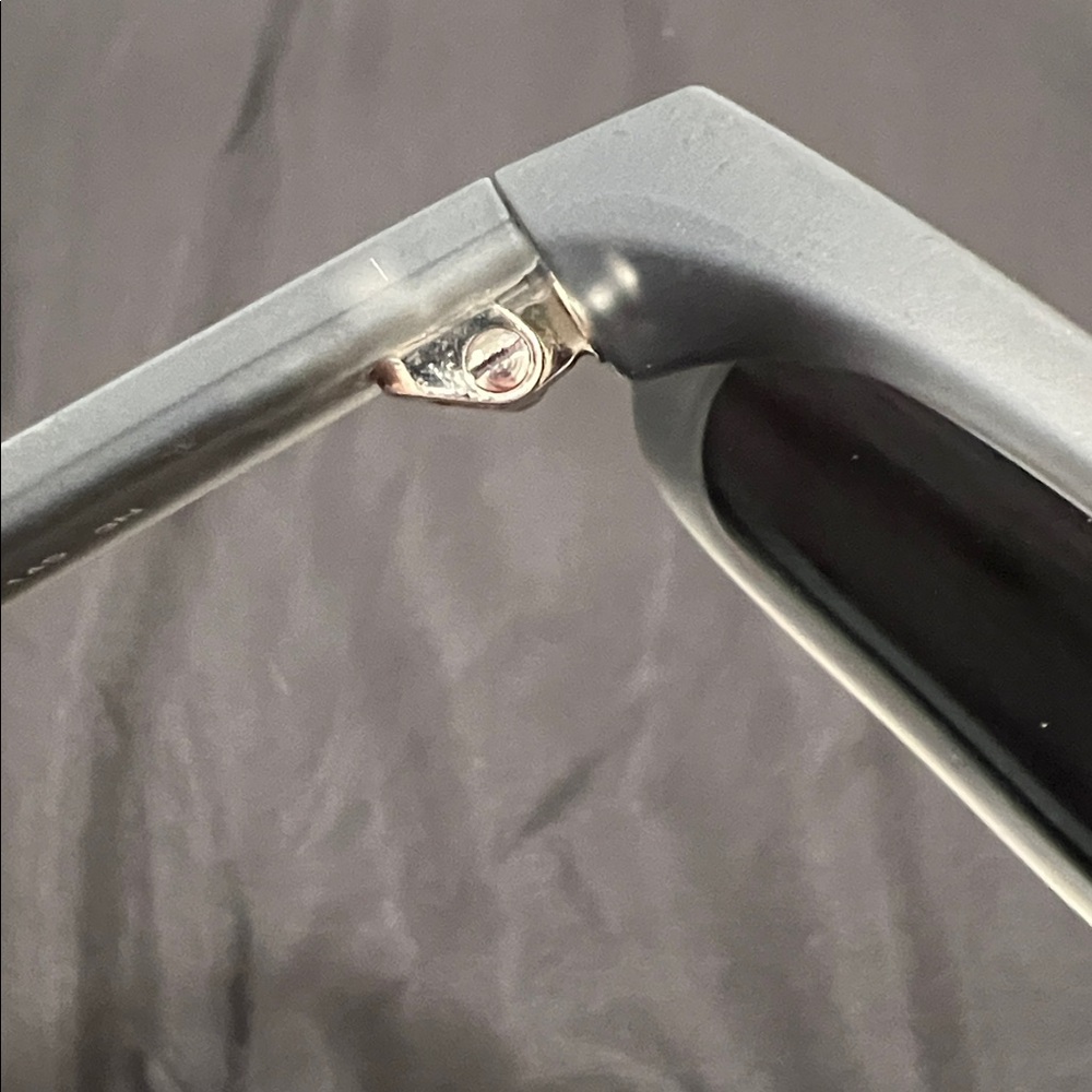 Ray-Ban Matte Black Sunglasses - Picture 7 of 8